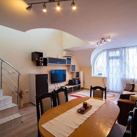 Maisonette Picadilly Varna Eksteriør bilde