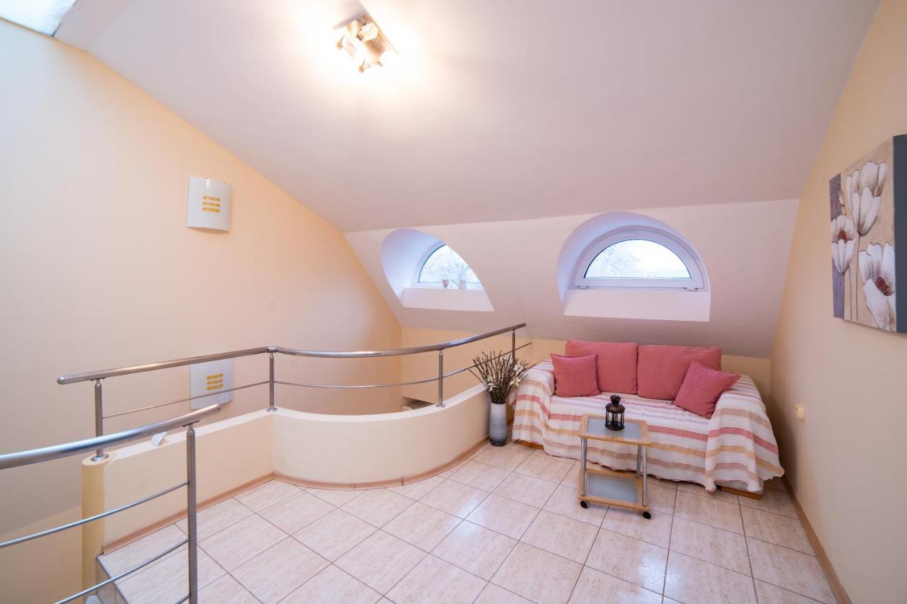 Maisonette Picadilly Varna Eksteriør bilde