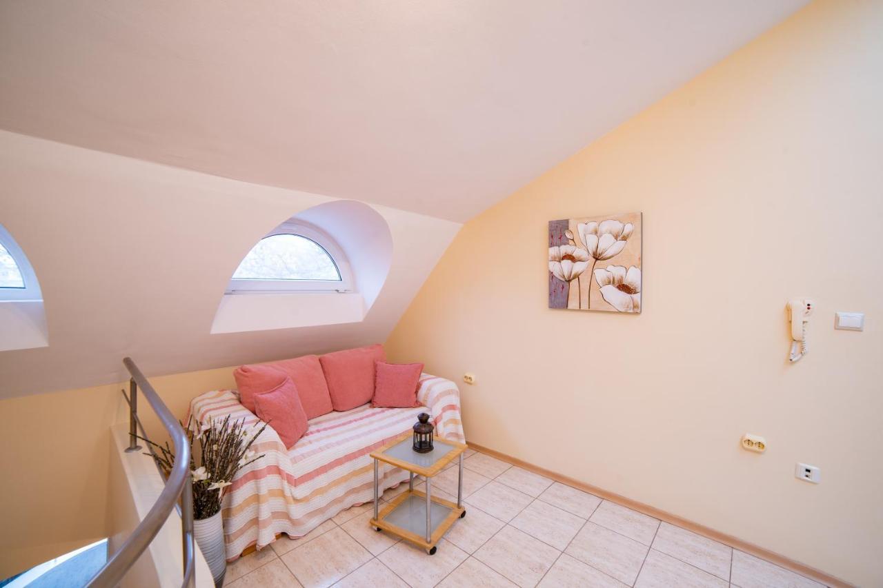 Maisonette Picadilly Varna Eksteriør bilde